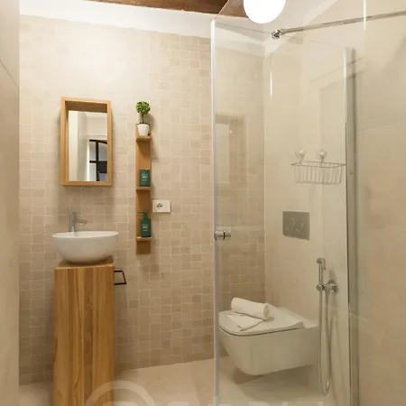 Lilla Myra * Cagliari