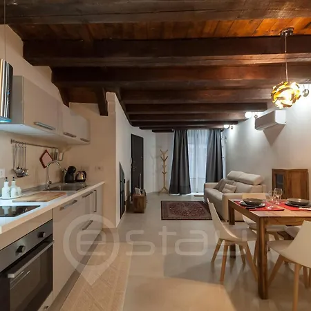 Appartement Lilla Myra *